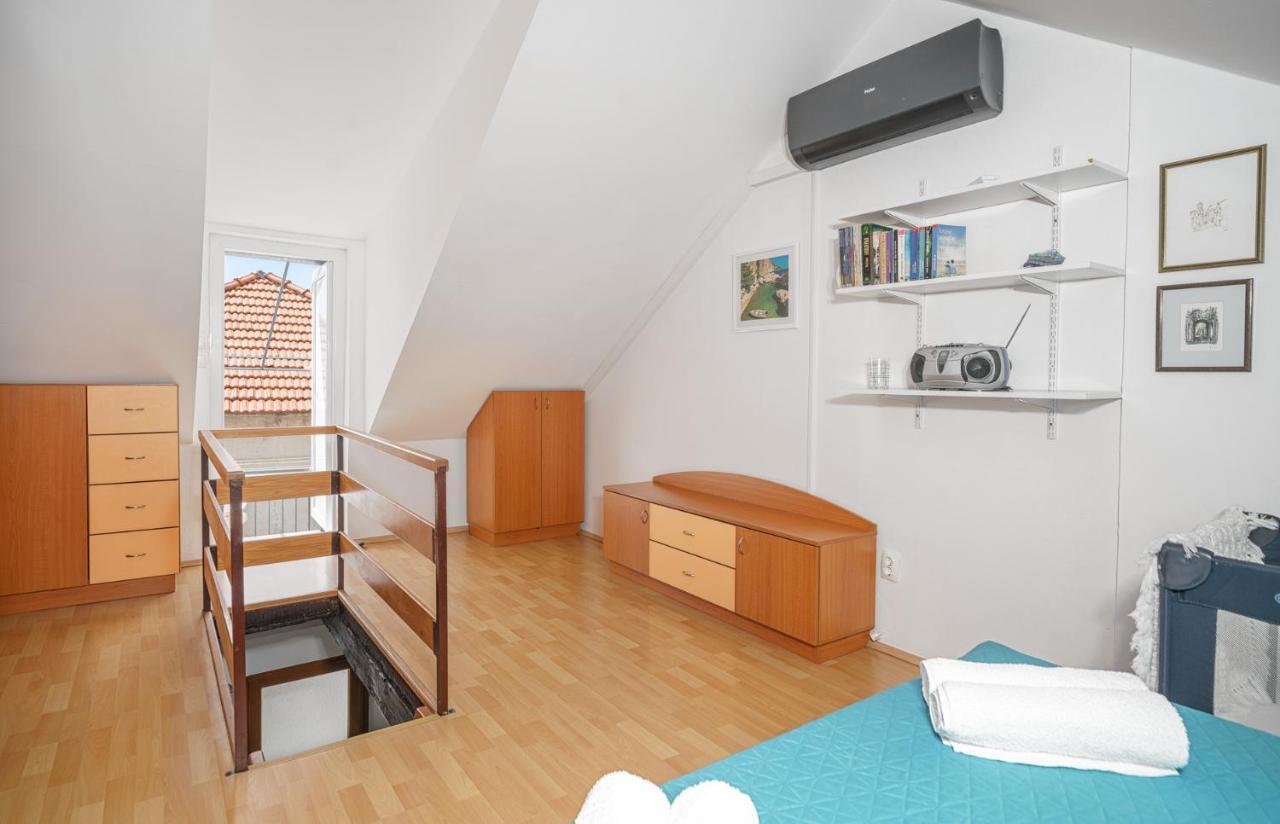 Studio Apartman Salis Vodice Daire Dış mekan fotoğraf